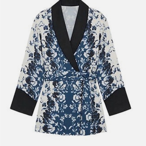 Tuckernuck Blue and Black Floral Satin Wrap Jacket - Picture 3 of 3